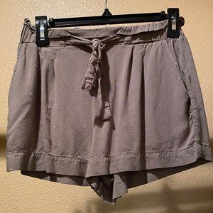 Khaki Tie-Front Loose Fitting Shorts